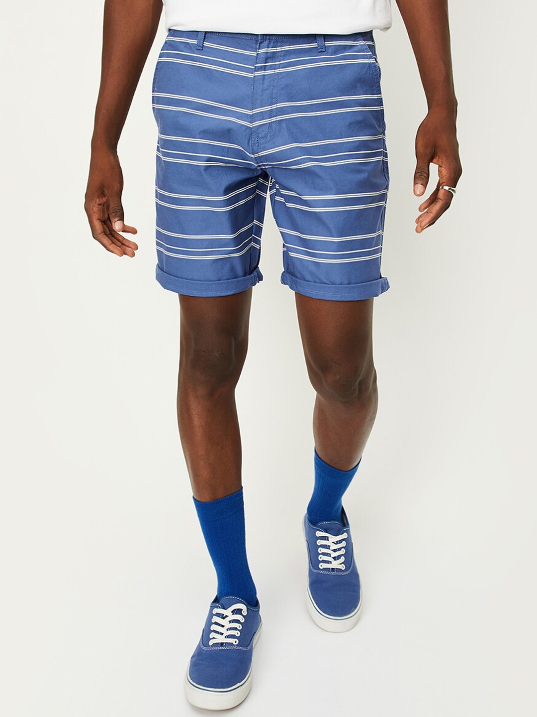 

max Men Striped Above Knee Length Pure Cotton Chino Shorts, Blue