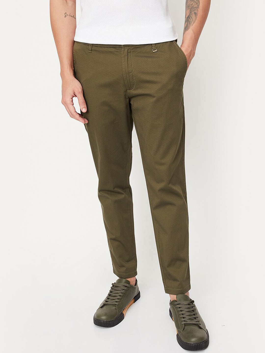 

max Men Regular Fit Mid-Rise Chinos, Olive