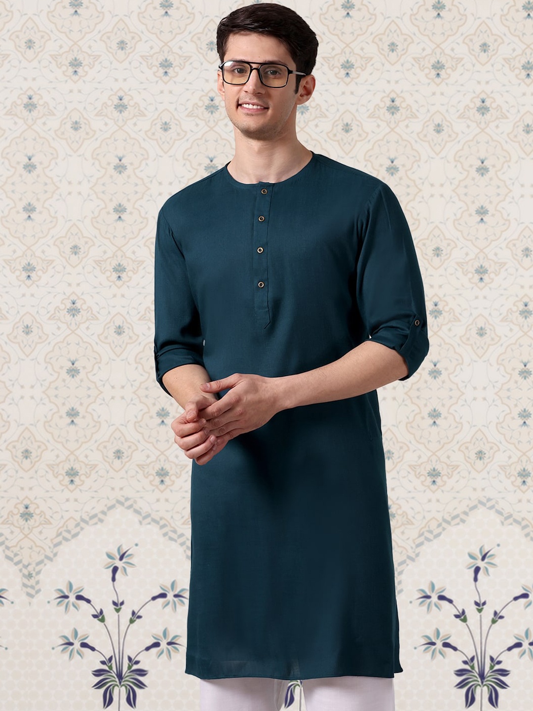 

Ode by House of Pataudi Round Neck Roll Up Sleeves Kurta, Teal