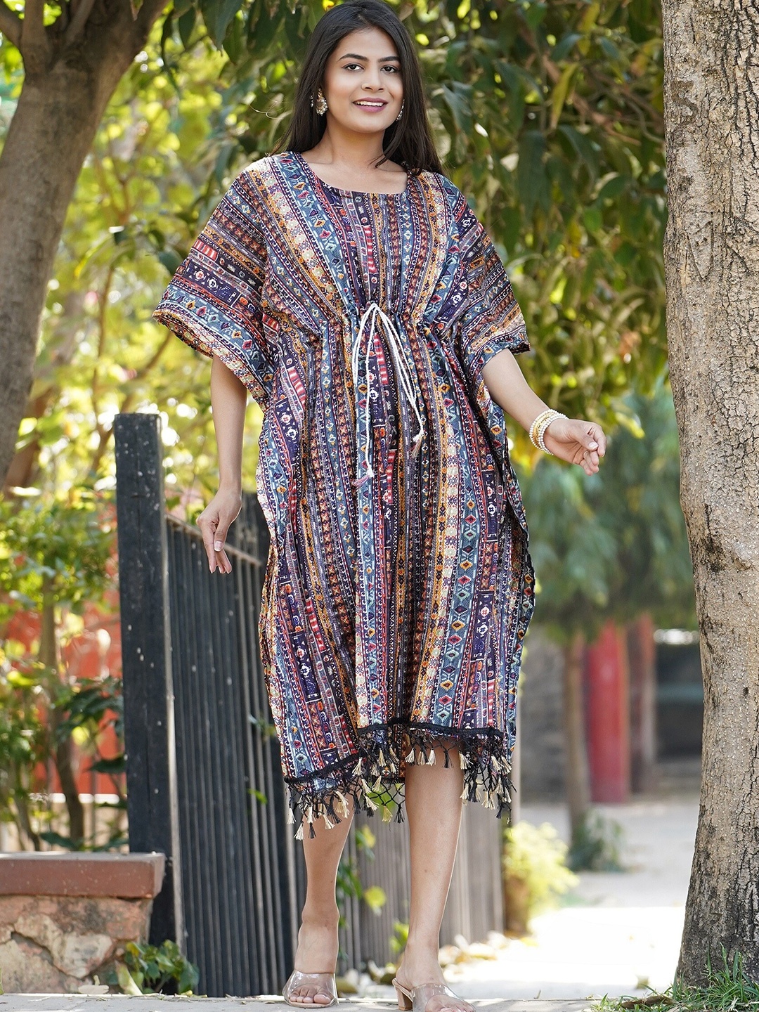 

Kesarya Ethnic Motifs Printed Kimono Sleeves Kaftan Dress, Black
