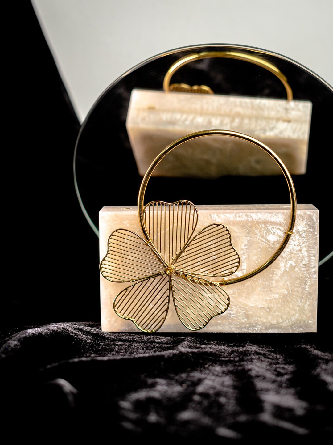 

NR By Nidhi Rathi Women Embellished Box Clutch, Beige