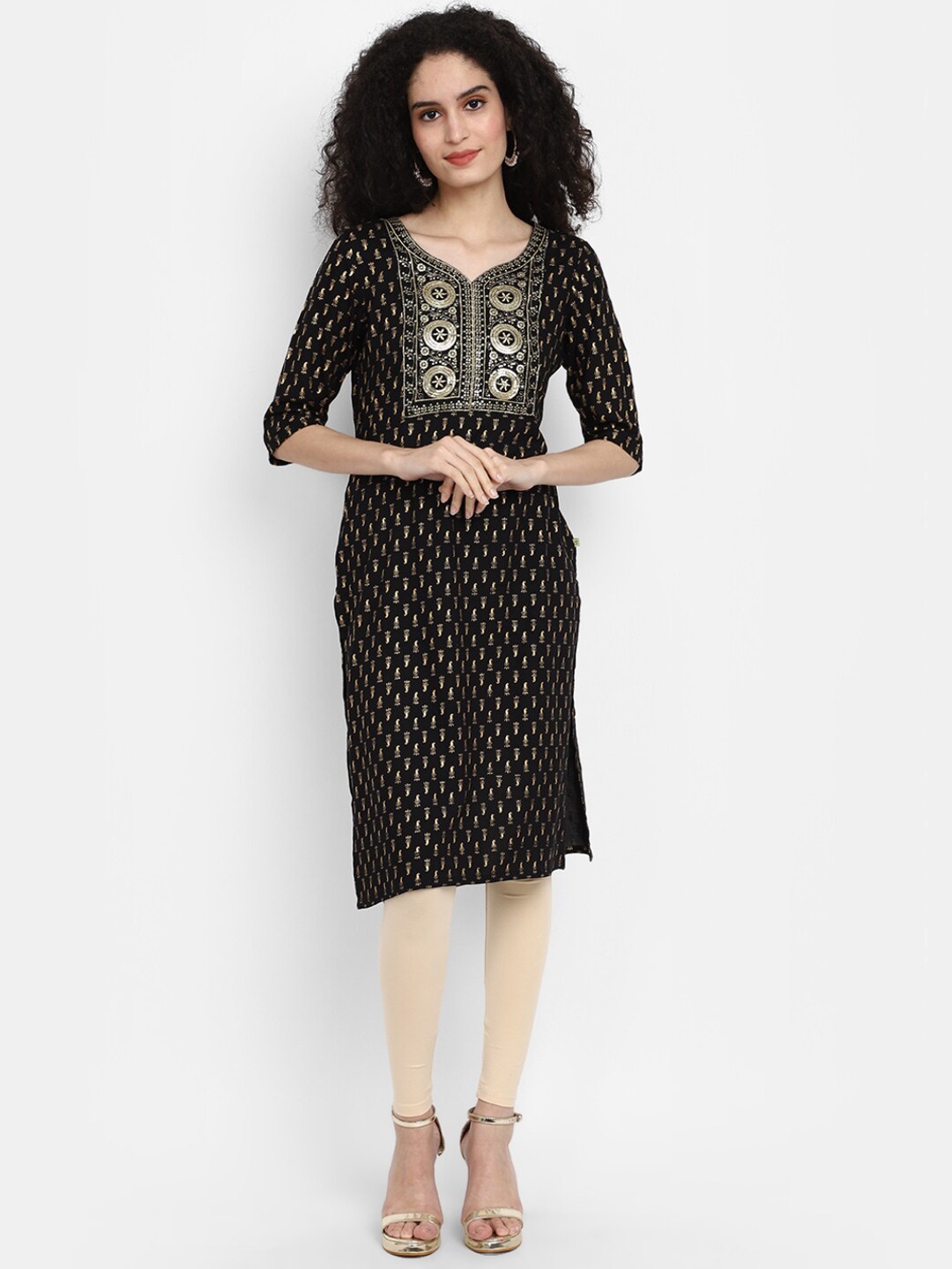 

V-Mart Ethnic Motifs Printed Sequined Straight Kurta, Black