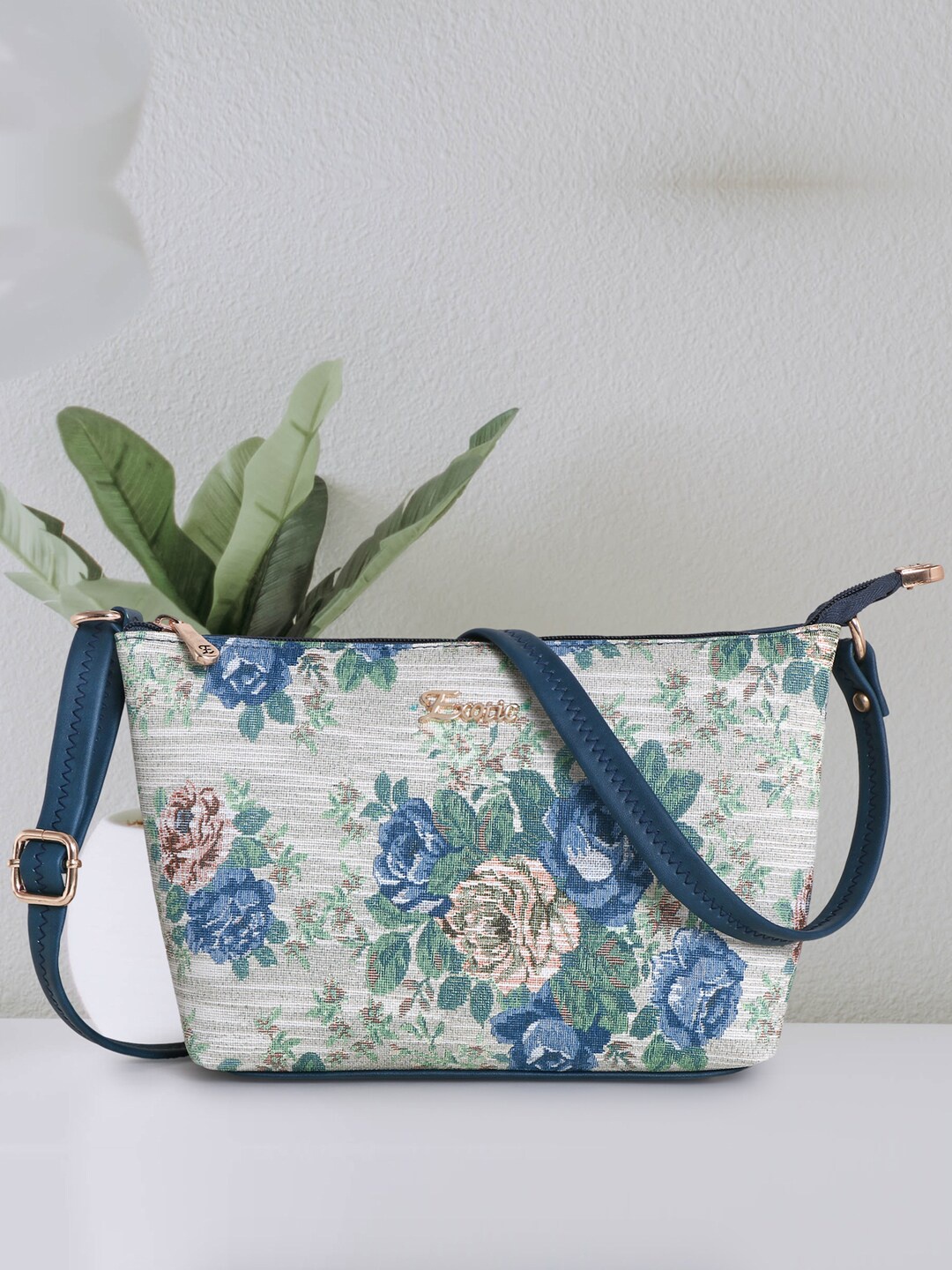 

Exotic Floral Printed Structured Shoulder Bag, Blue