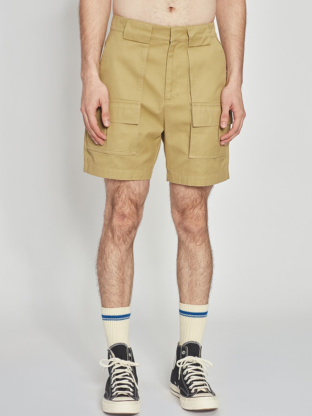 

Bhaane Men Mid-Rise Loose Fit Cotton Shorts, Beige