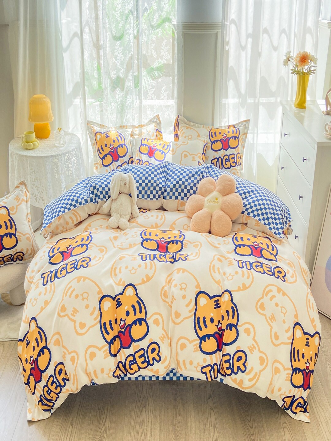 

JC Collection Yellow & Blue Printed Double King Bedding Set