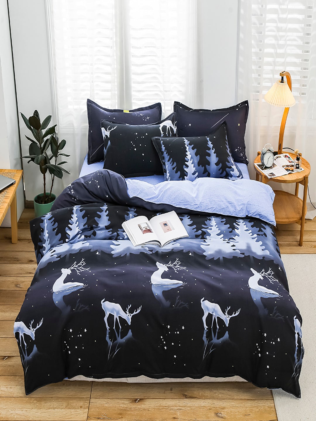 

JC Collection Blue Animal Printed Double Queen Bedding Set