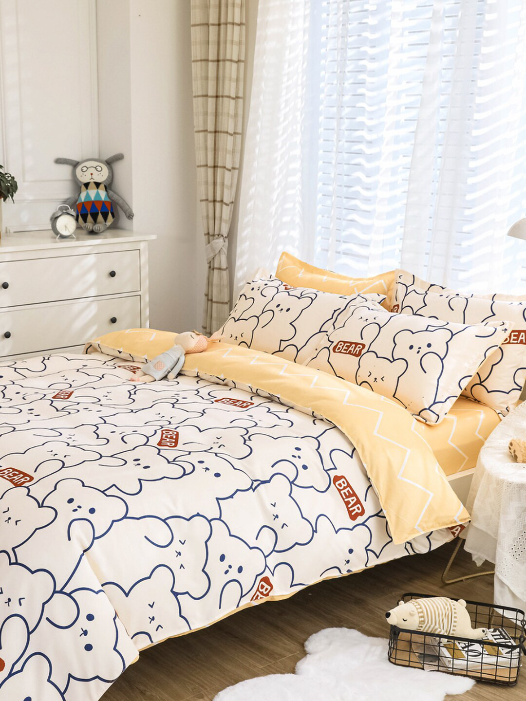 

JC Collection White & Yellow Printed Double King Bedding Set