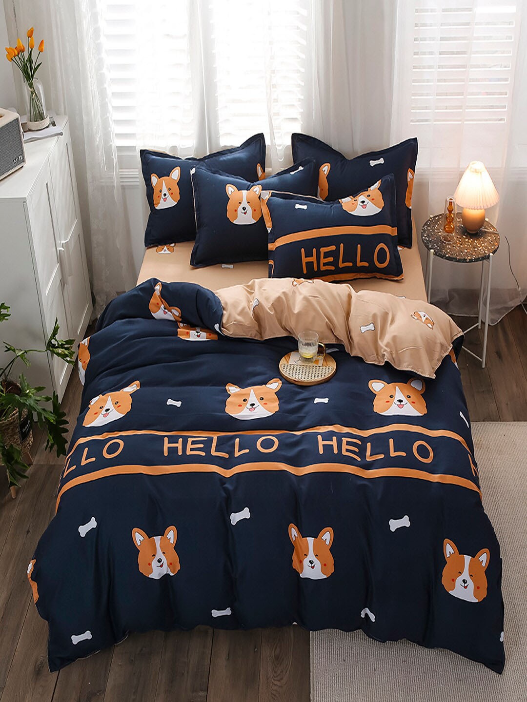

JC Collection Navy Blue & Peach Printed Double Extra Large Bedding Set