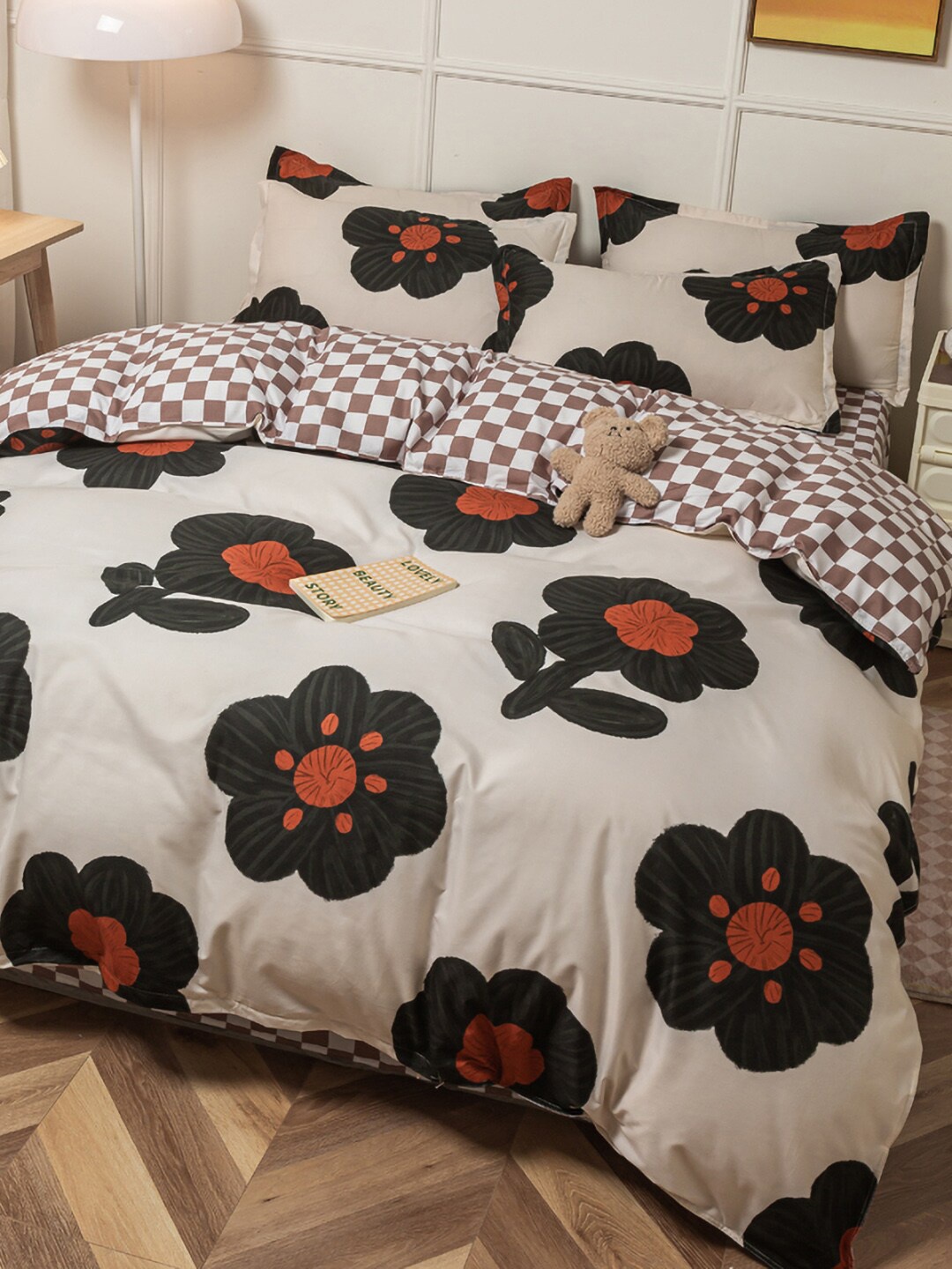 

JC Collection White & Black Floral Printed Single Bedding Set