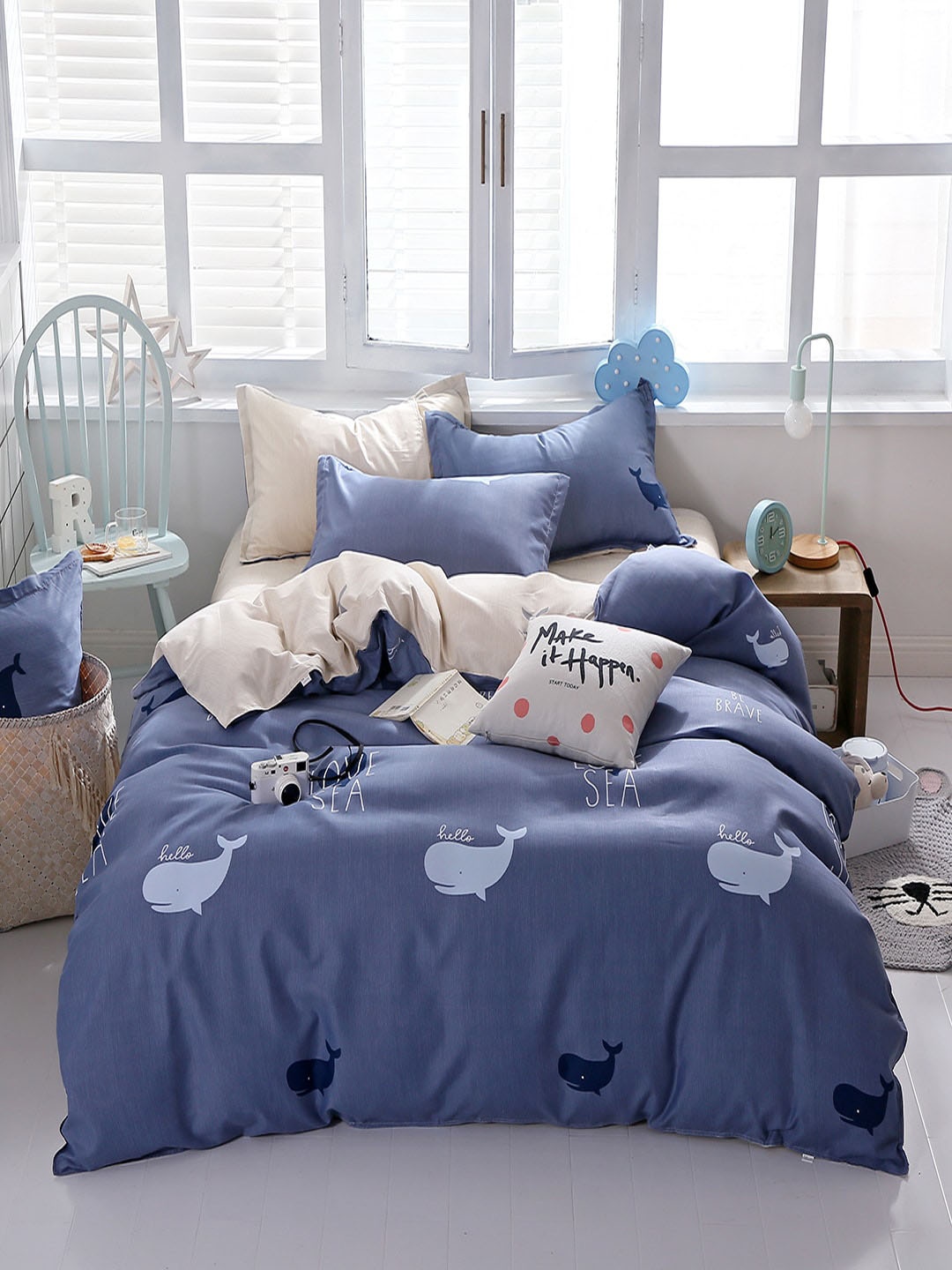 

JC HOME Beige & Navy Blue Printed Single Bedding Set