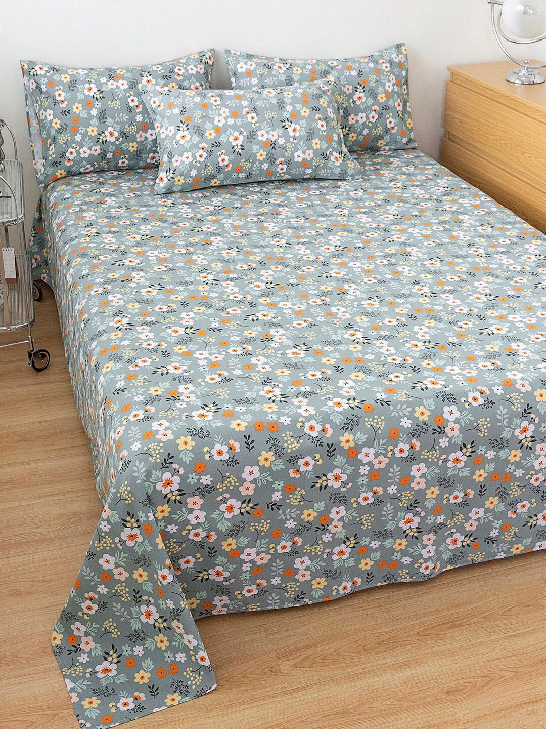 

JC Collection Grey & White Floral-Printed Pure-Cotton Double King Bedding Set