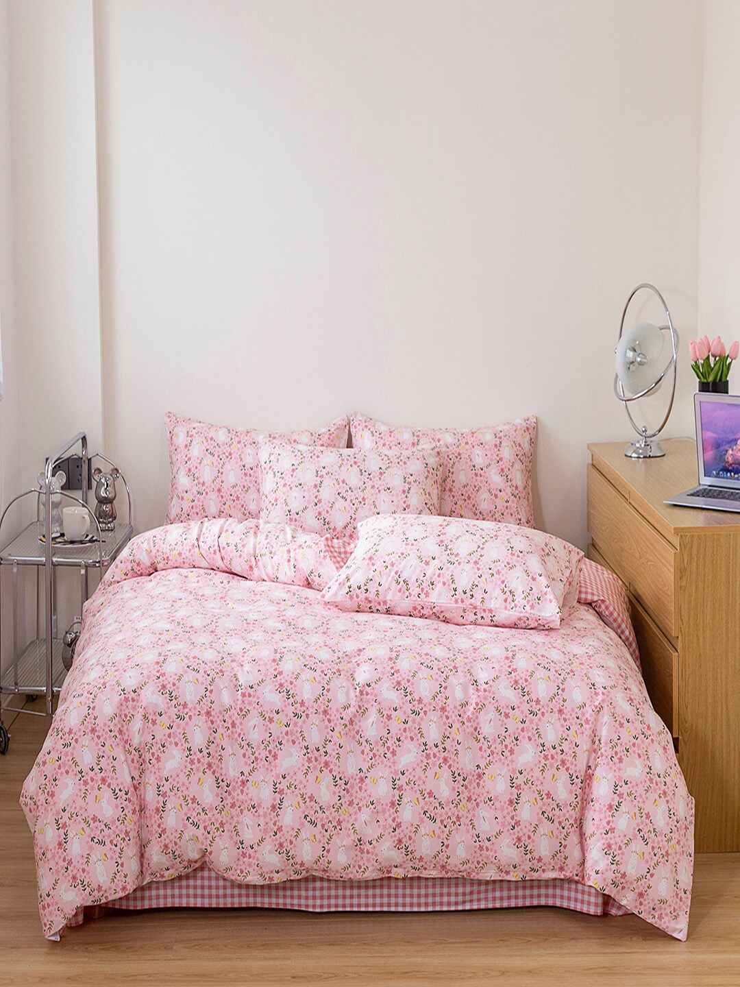 

JC Collection Pink & White Printed Pure Cotton Double King Bedding Set