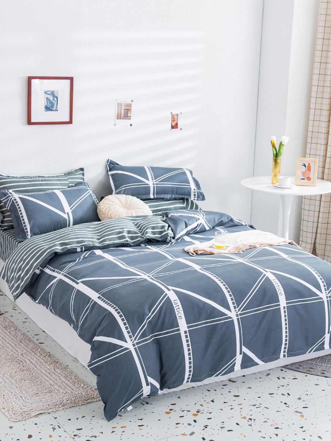 

JC Collection Blue & White Geometric Printed Single Bedding Set