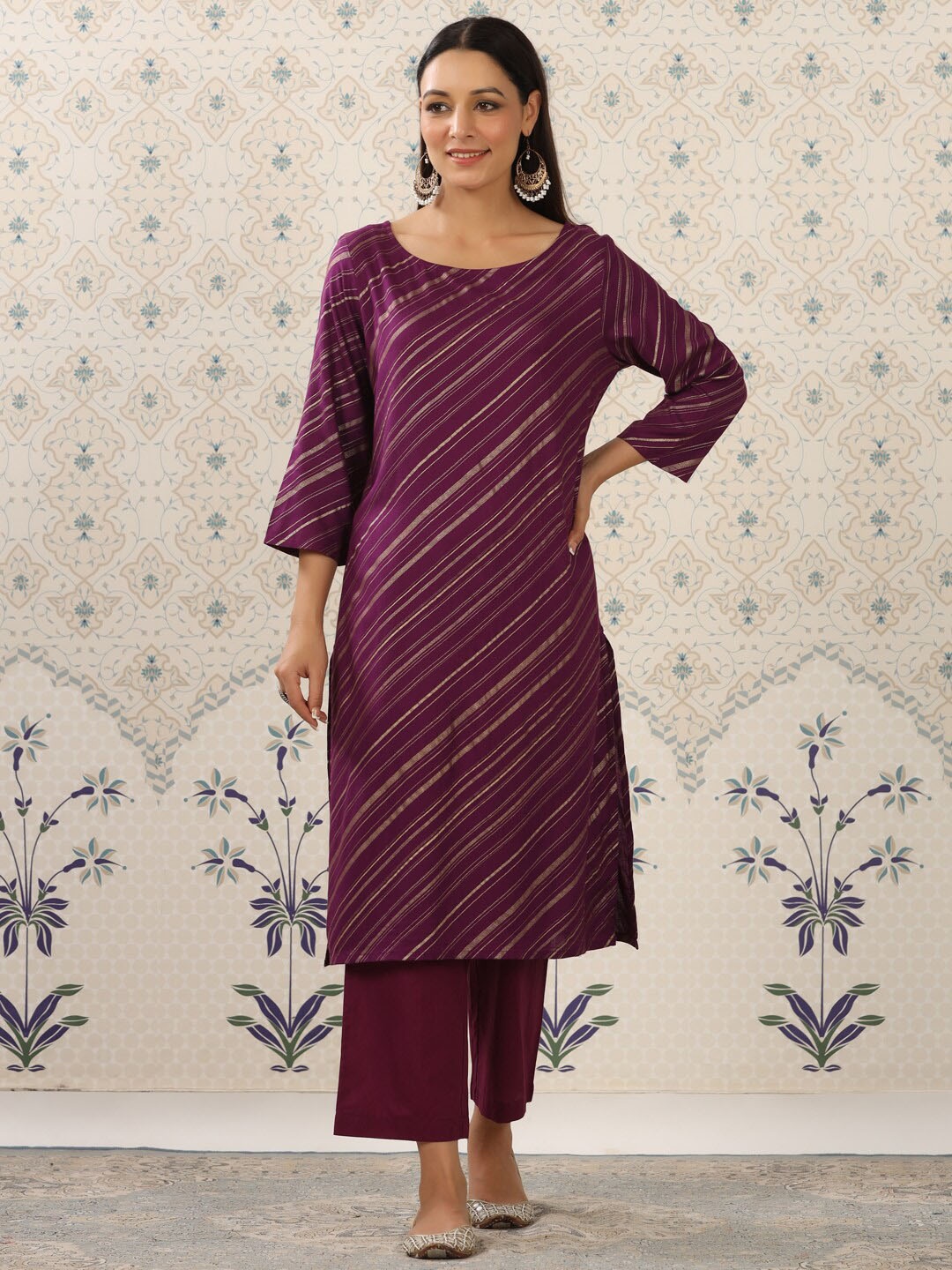 

Ode by House of Pataudi Purple Striped Printed Regular Kurta With Palazzos