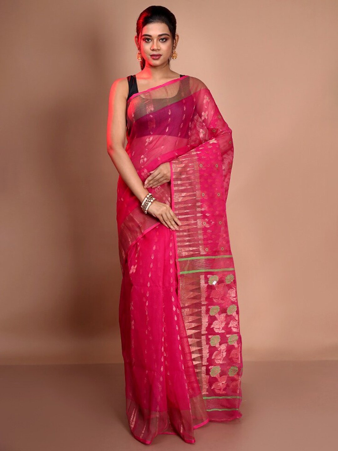 

AllSilks Pink & Gold-Toned Pure Cotton Taant Saree