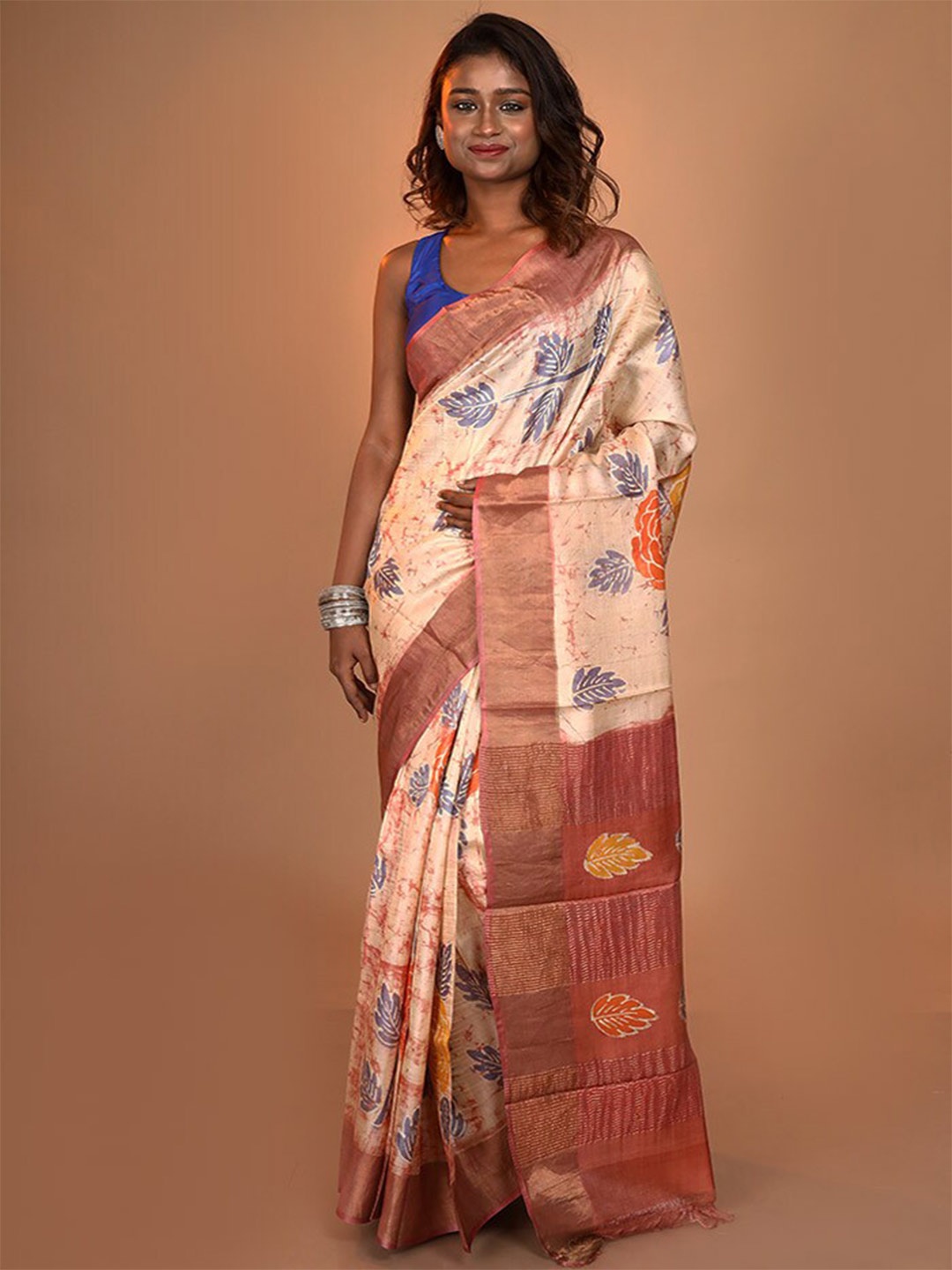 

AllSilks Floral Pure Silk Tussar Zari Saree With Blouse Piece, Off white