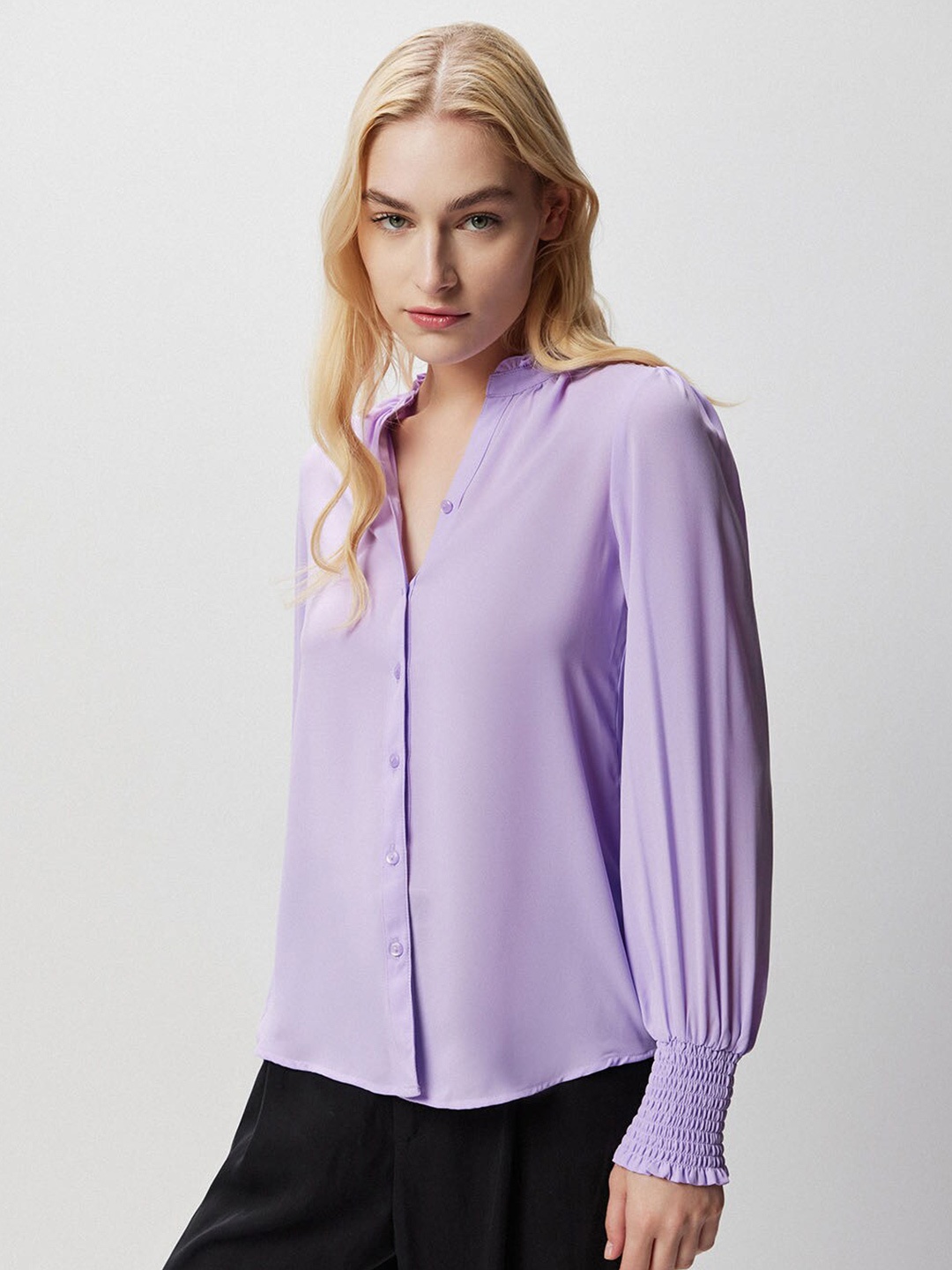 

COVER STORY Lavender Mandarin Collar Shirt Style Top