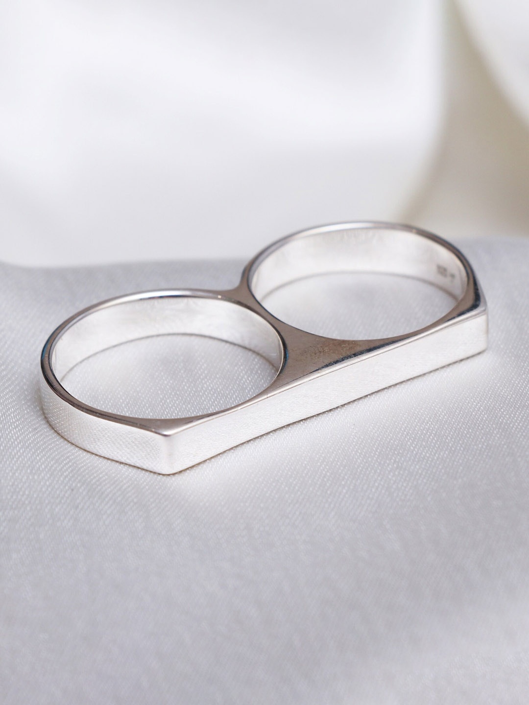 

HIFLYER JEWELS Silver-Plated 92.5 Sterling Silver Finger Ring