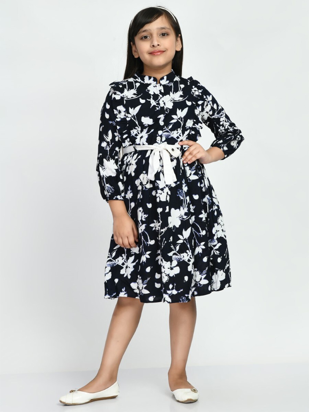 

Bella Moda Girls Floral Printed Pure Cotton Fit & Flare Dress With Belt, Blue