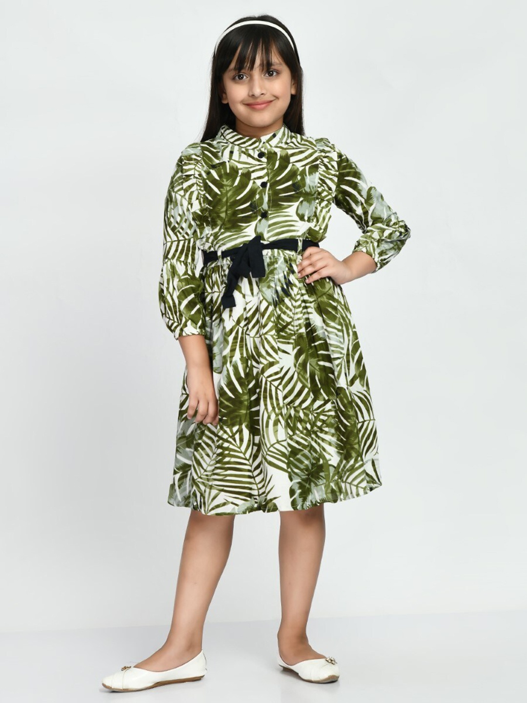 

Bella Moda Girls Tropical Printed Pure Cotton Fit & Flare Dress With Belt, White