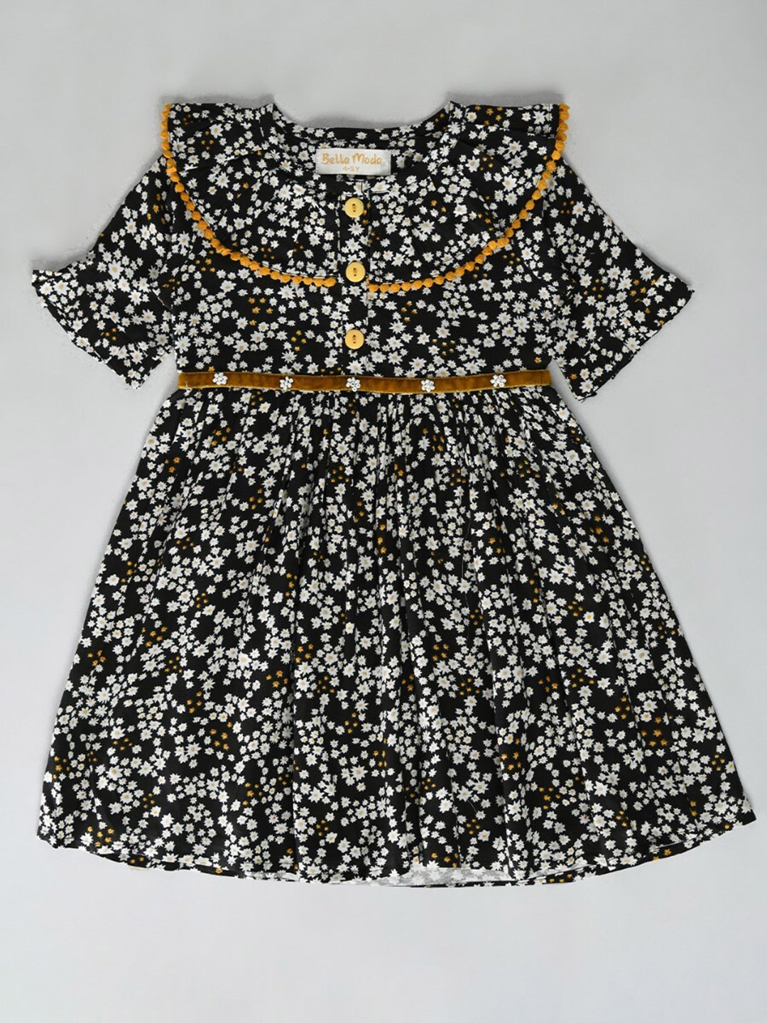 

Bella Moda Girls Floral Printed Pure Cotton Fit & Flare Dress, Black