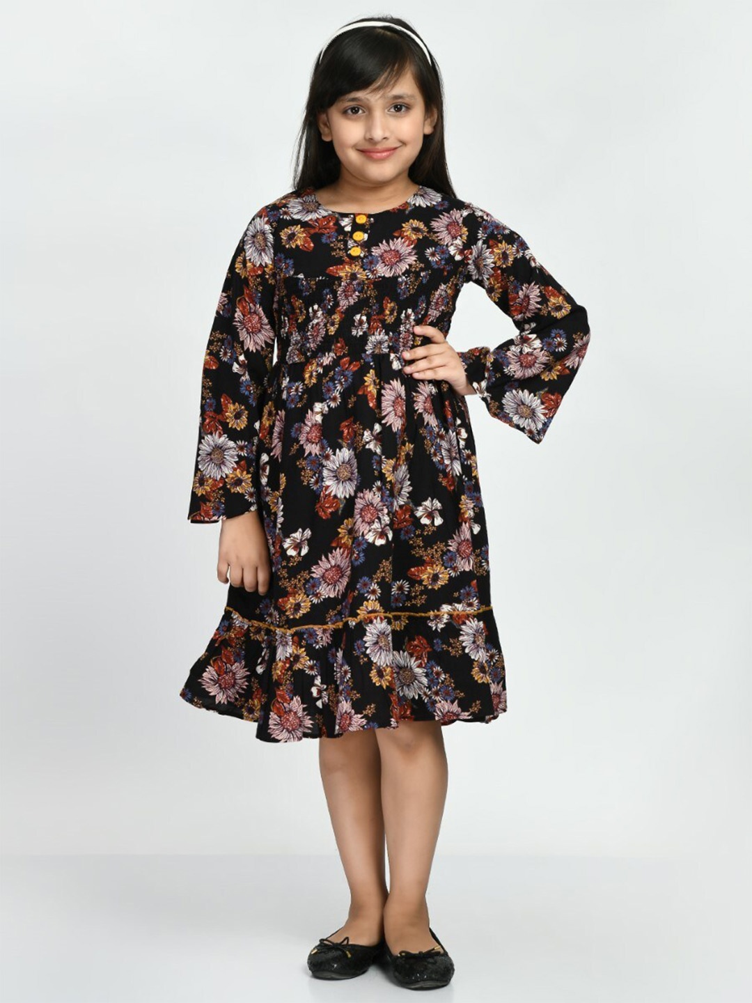 

Bella Moda Girls Floral Printed Smocked Pure Cotton Fit & Flare Dress, Black