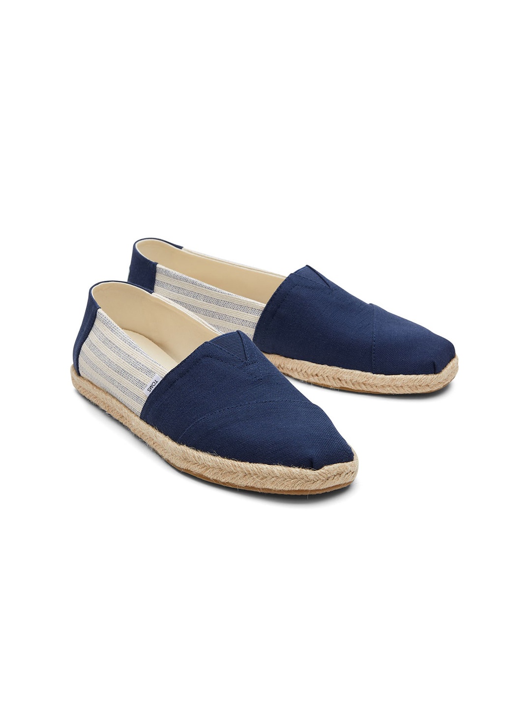 

TOMS Men Colourblocked Casual Espadrilles, Navy blue