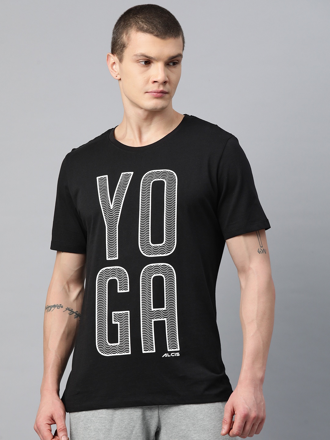 

Alcis Men Typography Printed Sports T-shirt, Black