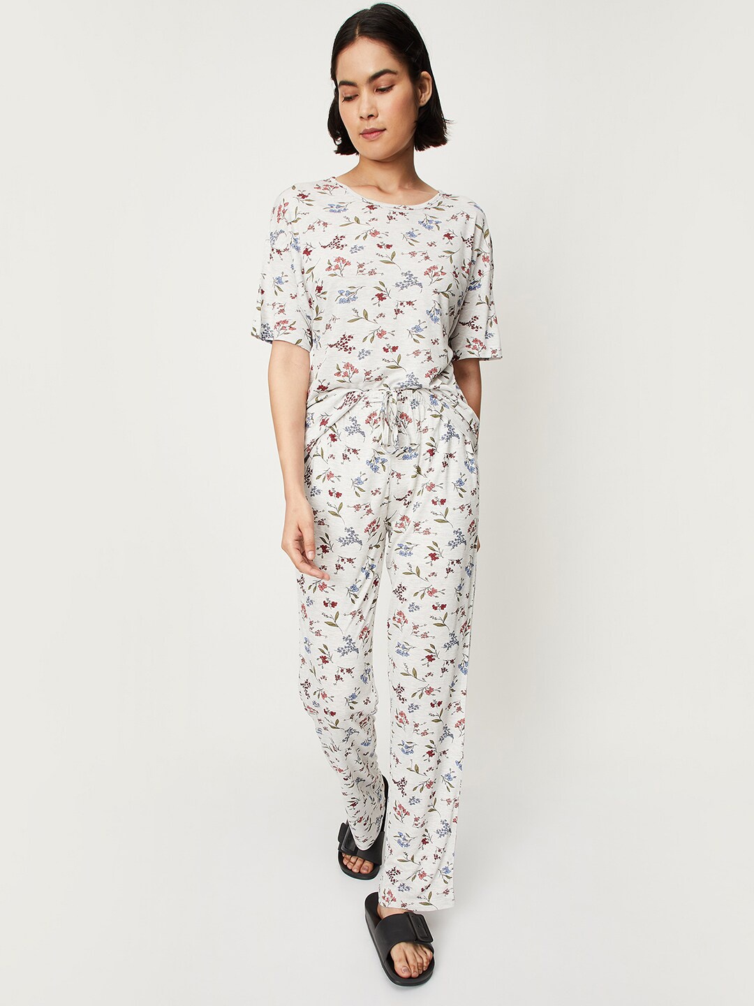 

max Grey & Red Floral Printed Night Suit, Grey melange