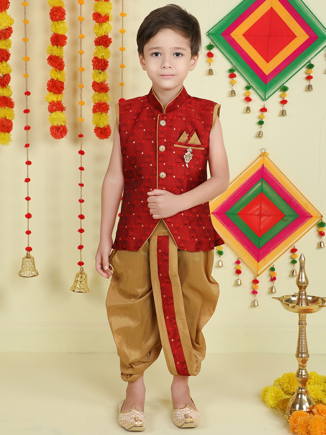 

Jeetethnics Boys Ethnic Motif Woven Design Mandarin Collar Kurta With Dhoti Pants, Maroon