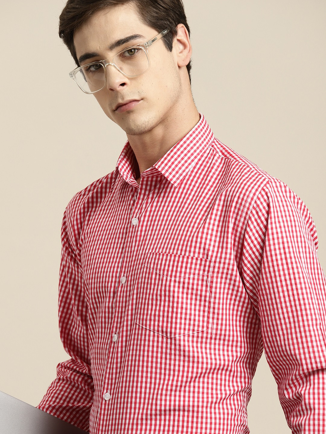 

Hancock Men Slim Fit Gingham Checks Wrinkle Resistant Opaque Formal Shirt, Red