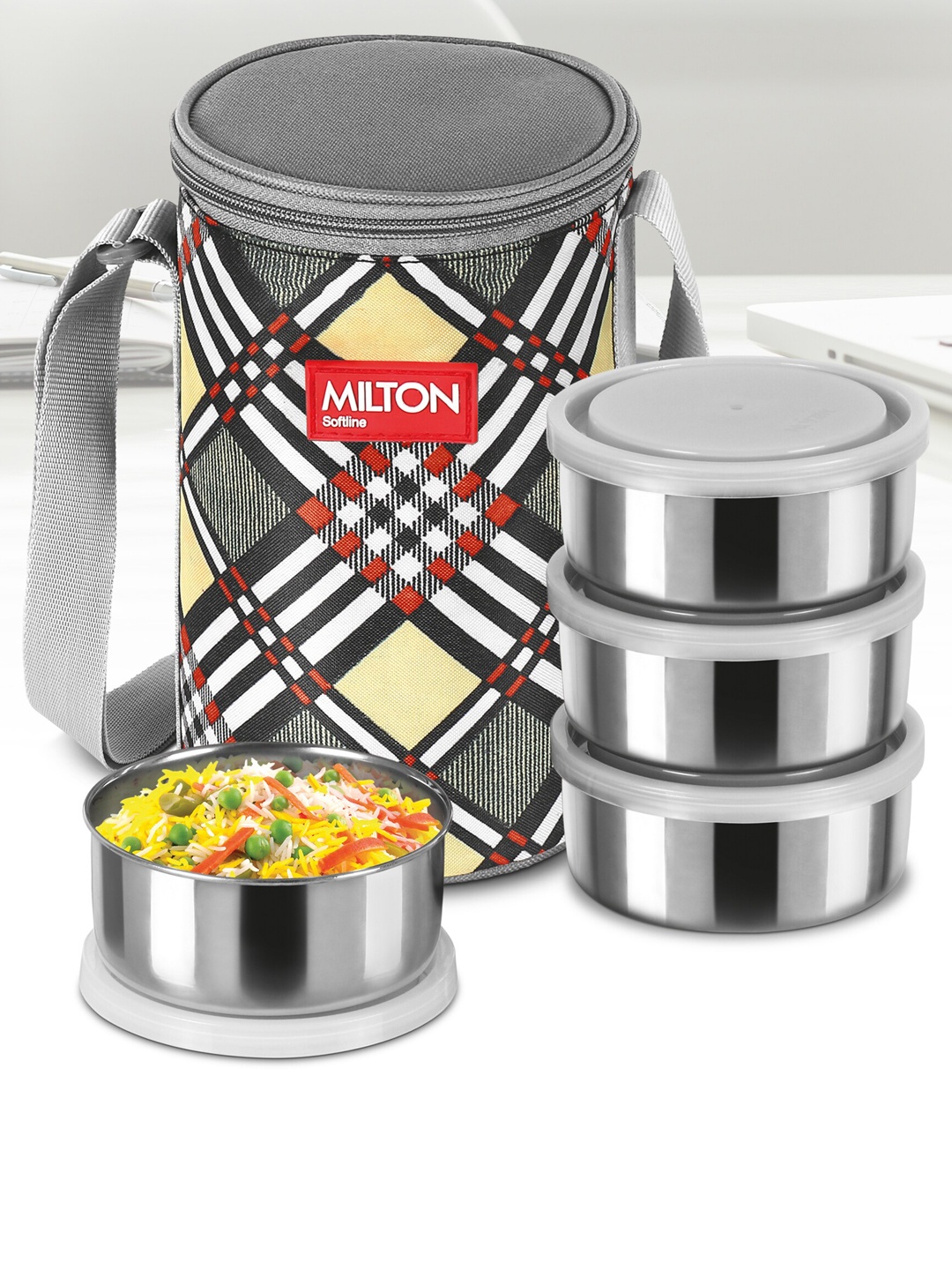 

Milton Steel Treat 4 Pieces Yellow Tiffin Containers 280 ml Each With Jacket