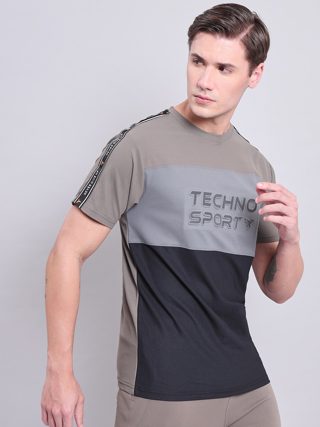 

Technosport Colourblocked Antimicrobial Slim Fit T-shirt, Grey