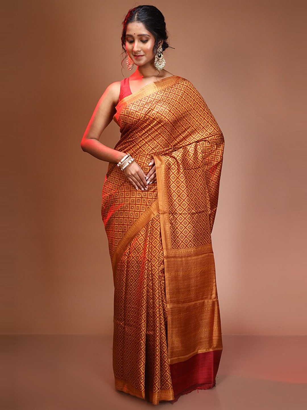 

AllSilks Geometric Printed Pure Silk Saree, Yellow