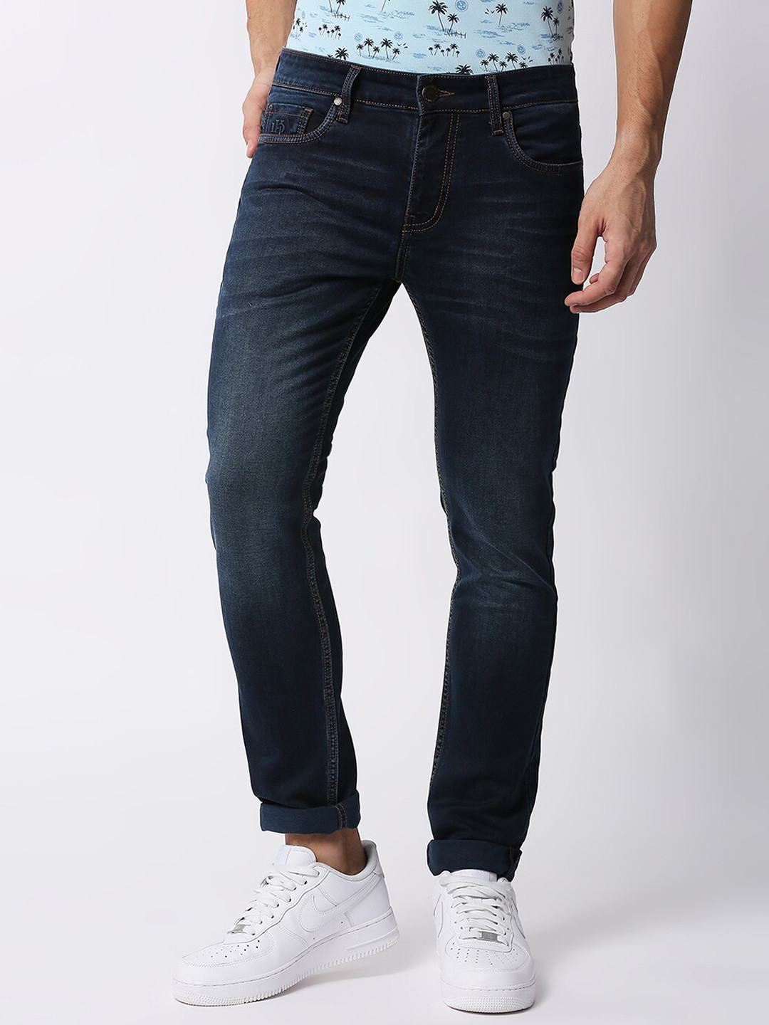

DRAGON HILL Men Straight Fit Cotton Low-Rise Light Fade Jeans, Navy blue
