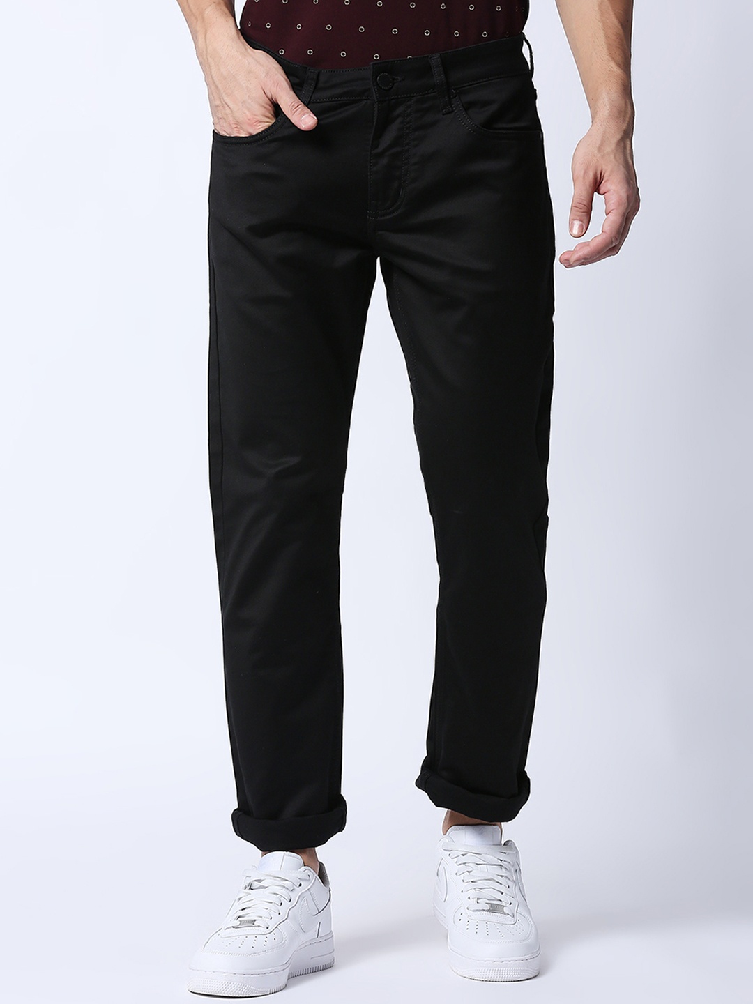 

DRAGON HILL Men Straight Fit Cotton Low-Rise Jeans, Black