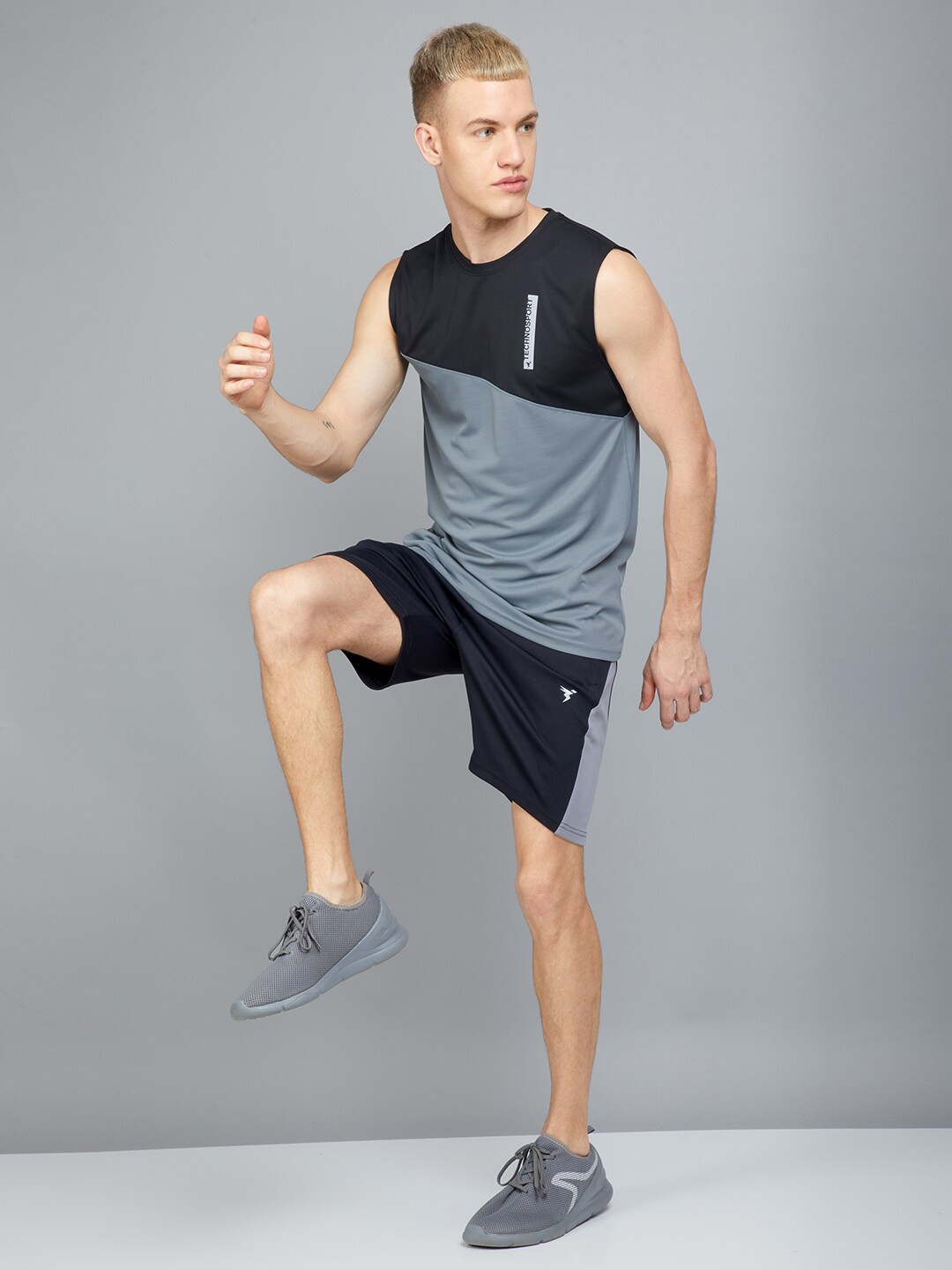

Technosport Colourblocked Antimicrobial Slim Fit T-shirt, Charcoal