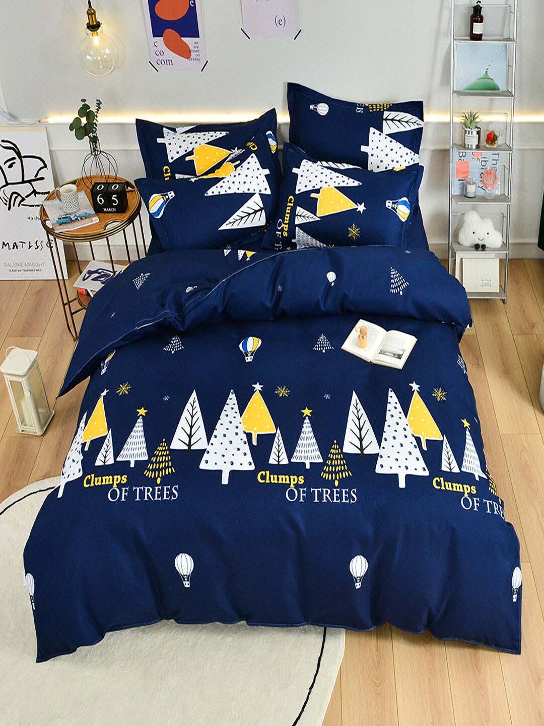 

JC Collection 4-Pcs Navy Blue & White Printed Double King Bedding Set