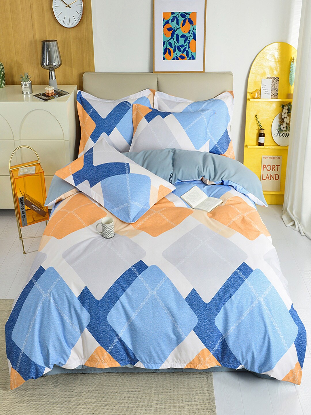 

JC Collection Blue & White Printed Double Queen Bedding Set