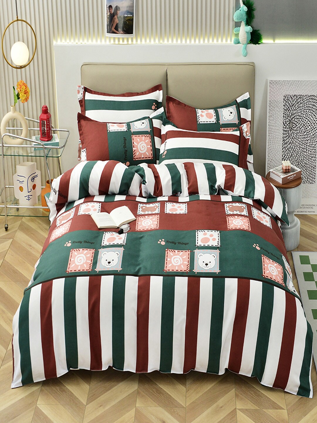 

JC HOME Maroon & Green Printed Single Bedding Set, White