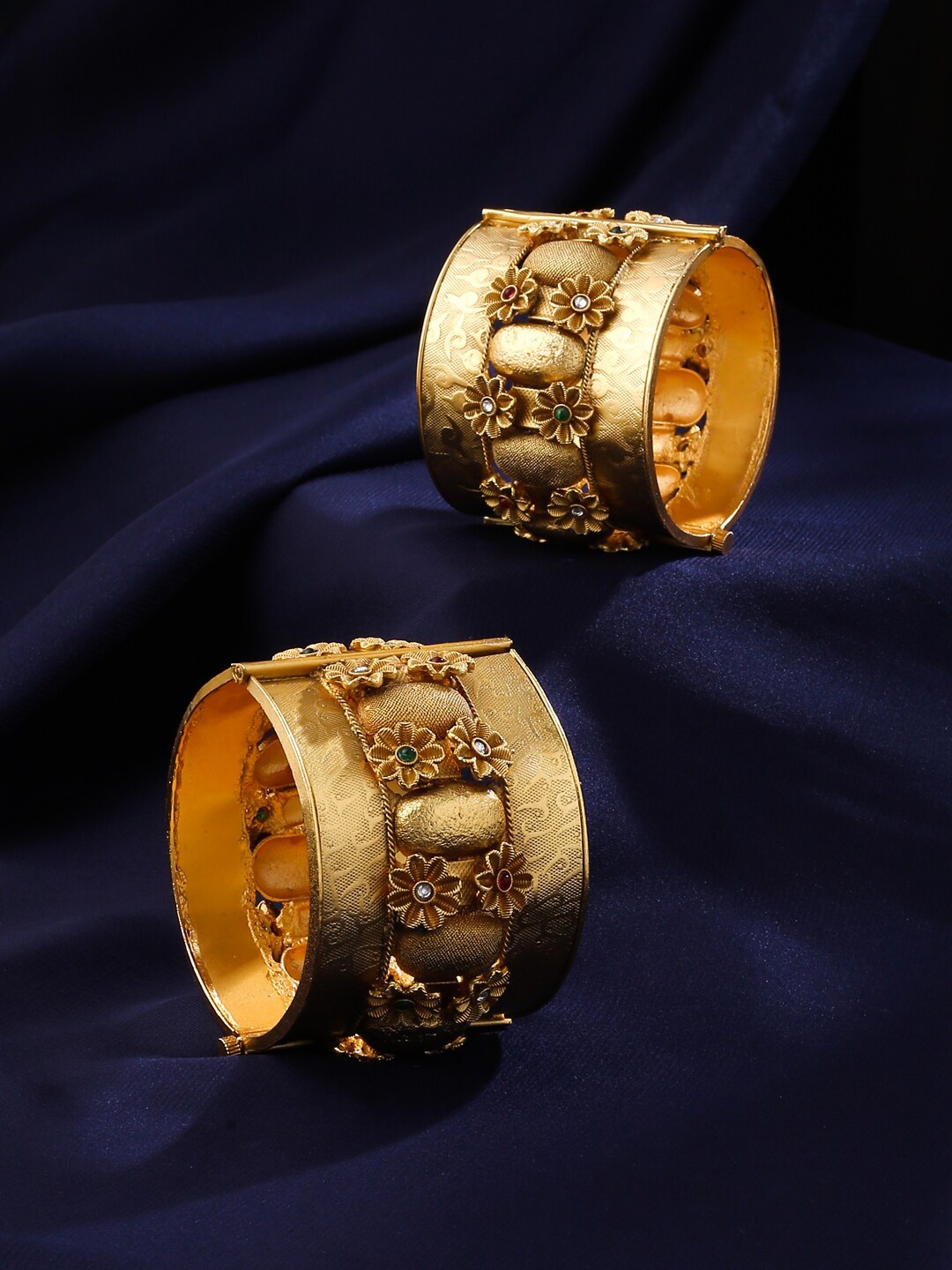 

VIRAASI Set Of 2 Gold-Plated Stone Studded Bangles