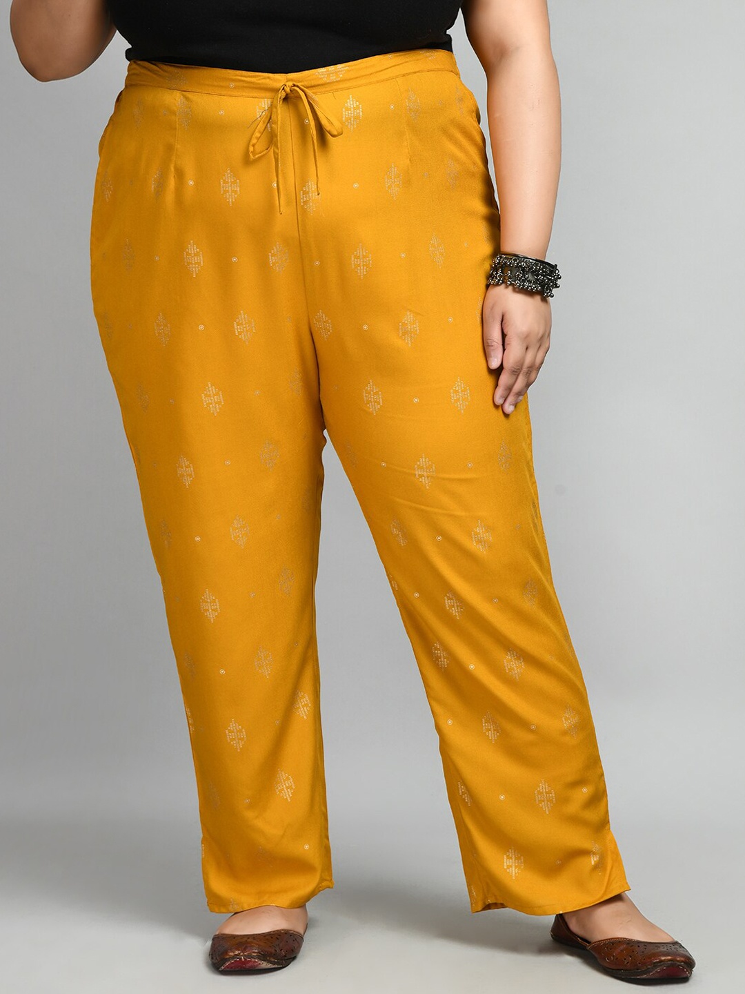 

PrettyPlus by Desinoor.com Women Printed Relaxed Straight Leg Trousers, Mustard