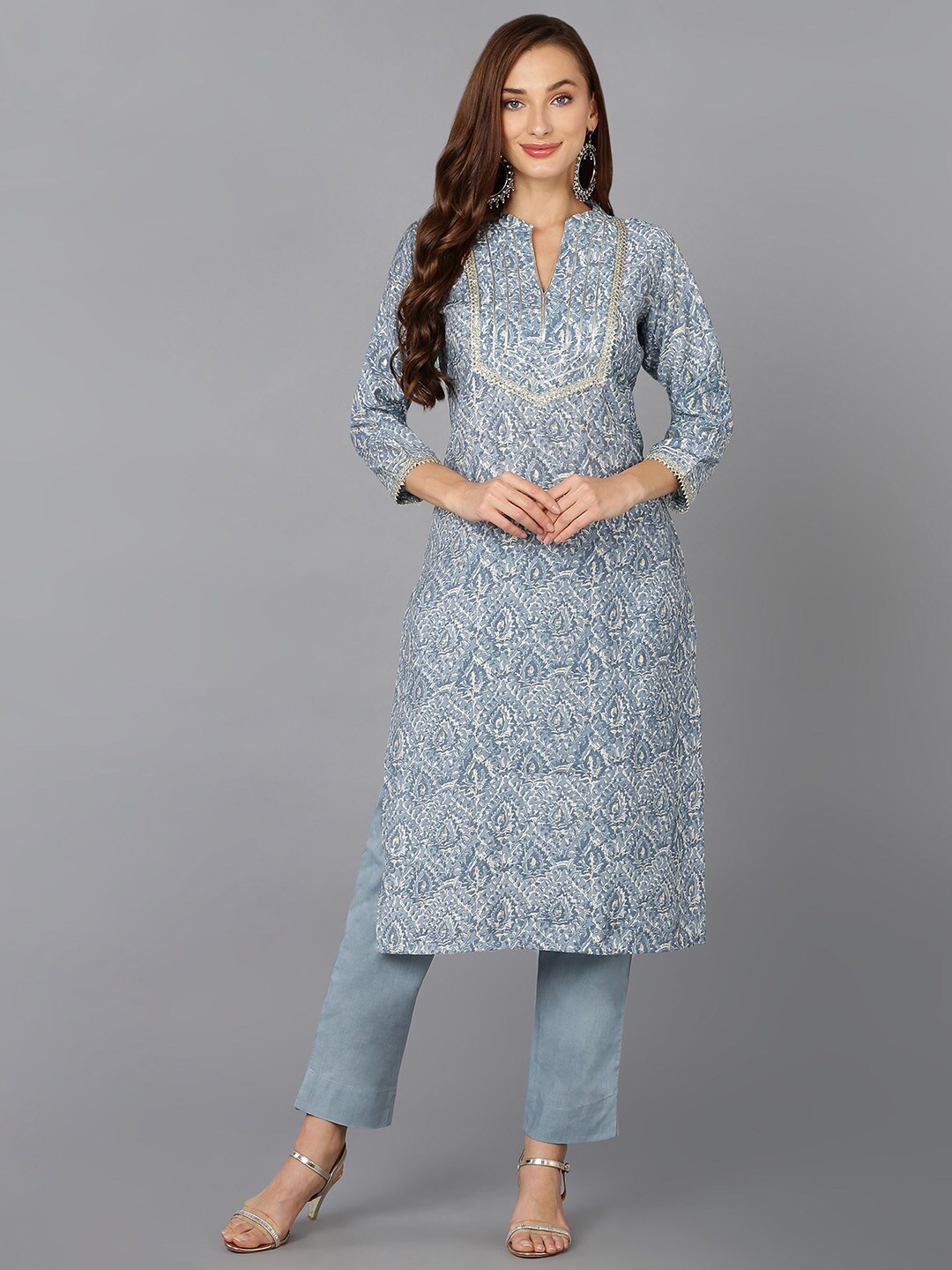 

AHIKA Grey Ethnic Motifs Printed Mandarin Collar Gotta Patti Kurta