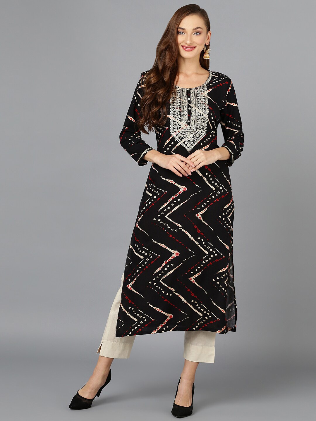

AHIKA Black Chevron Printed Zari Sequinned Kurta