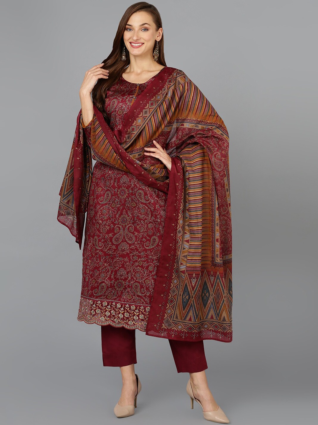 

AHIKA Paisley Printed Thread Work Kurta with Trousers & Dupatta, Maroon
