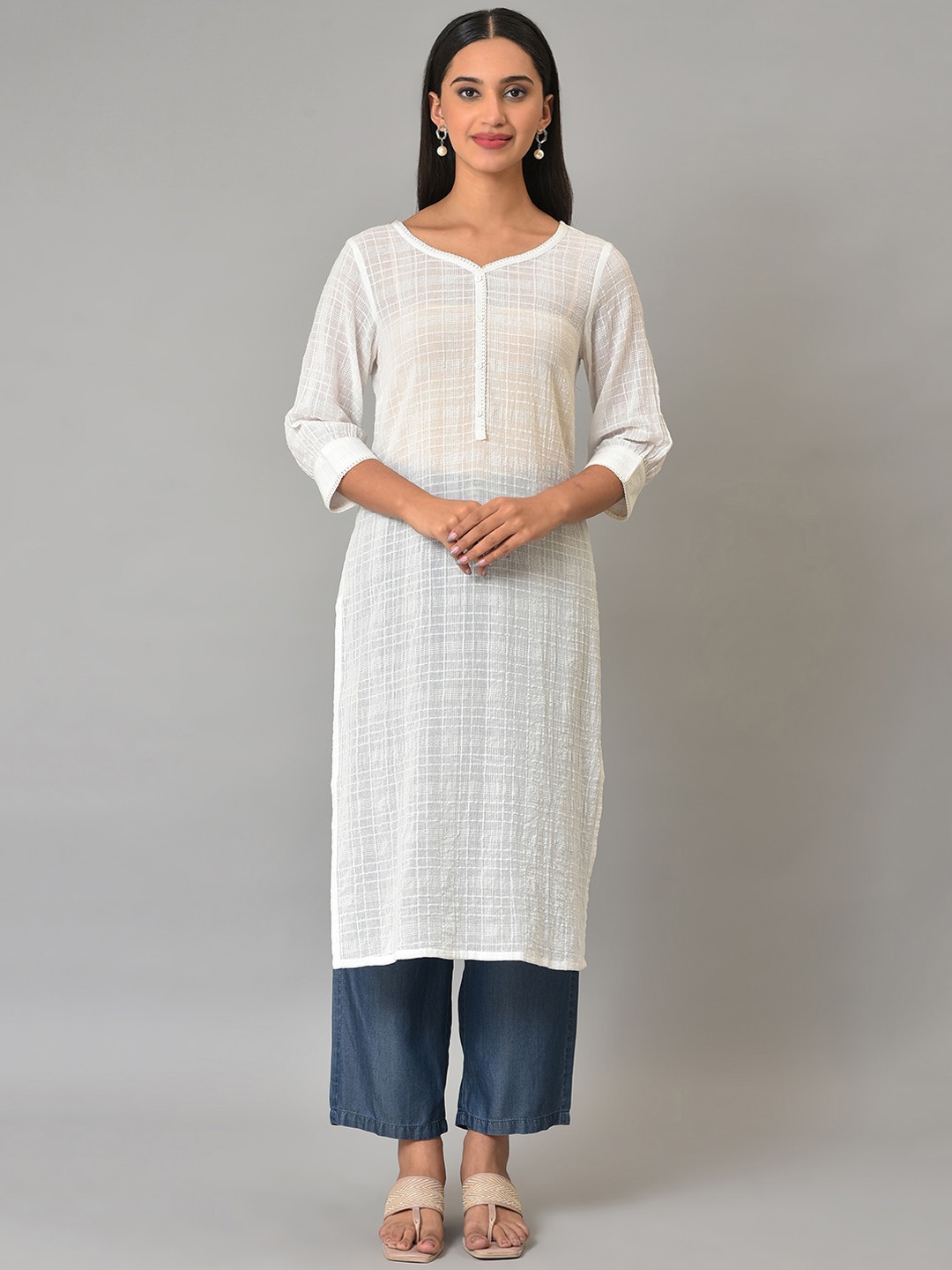 

AURELIA Checked Puff Sleeves V-Neck Pure Cotton Kurta with Trousers, White