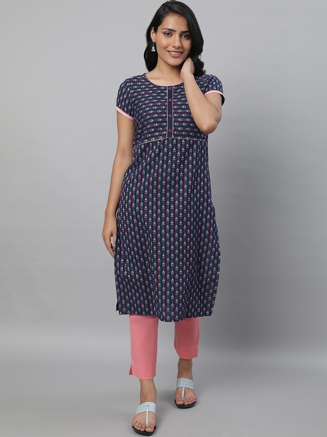 

AURELIA Geometric Printed A-Line Pure Cotton Kurta with Trousers, Navy blue