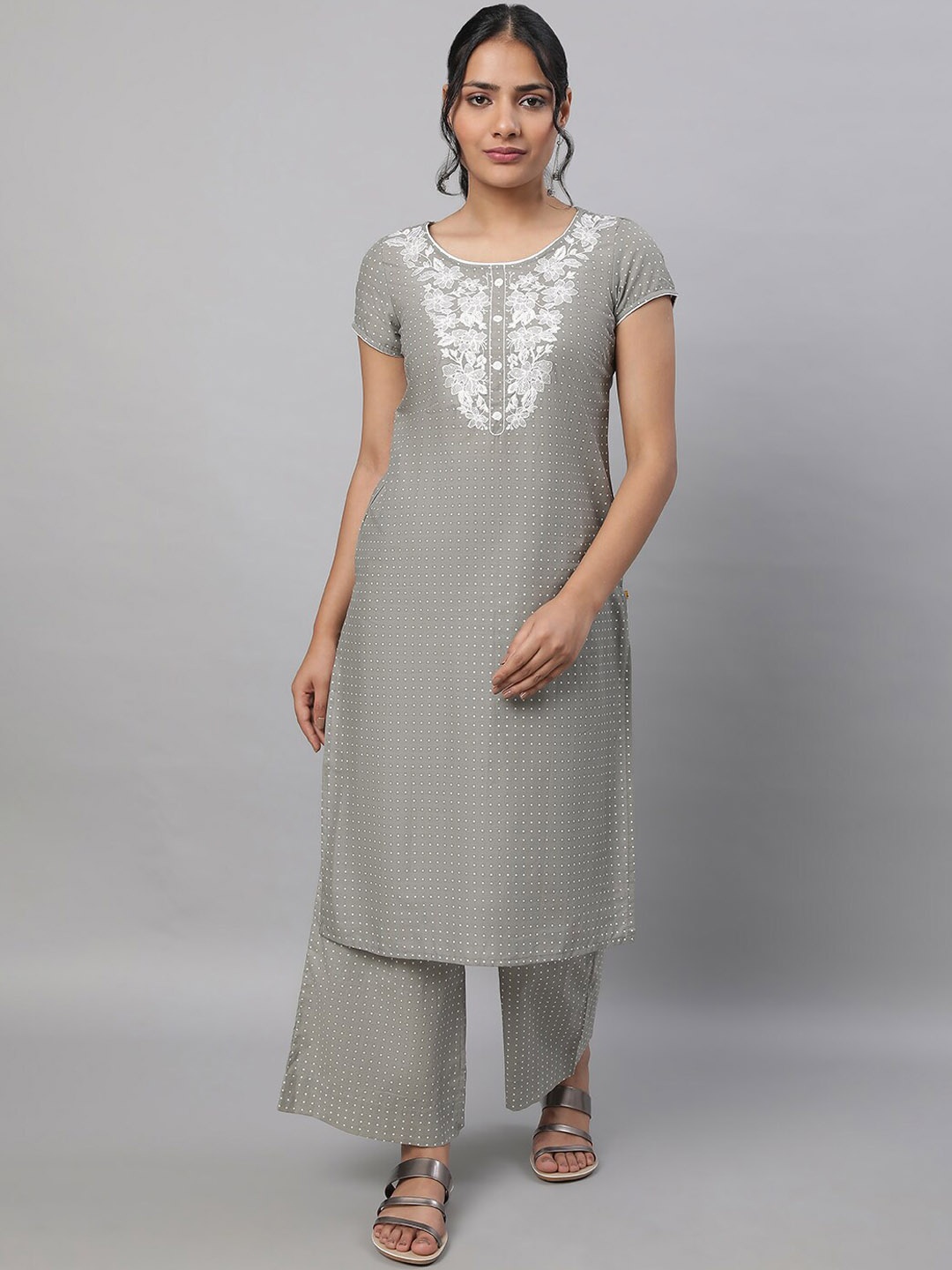 

AURELIA Geometric Printed Thread Work Pure Cotton Kurta with Palazzos, Grey
