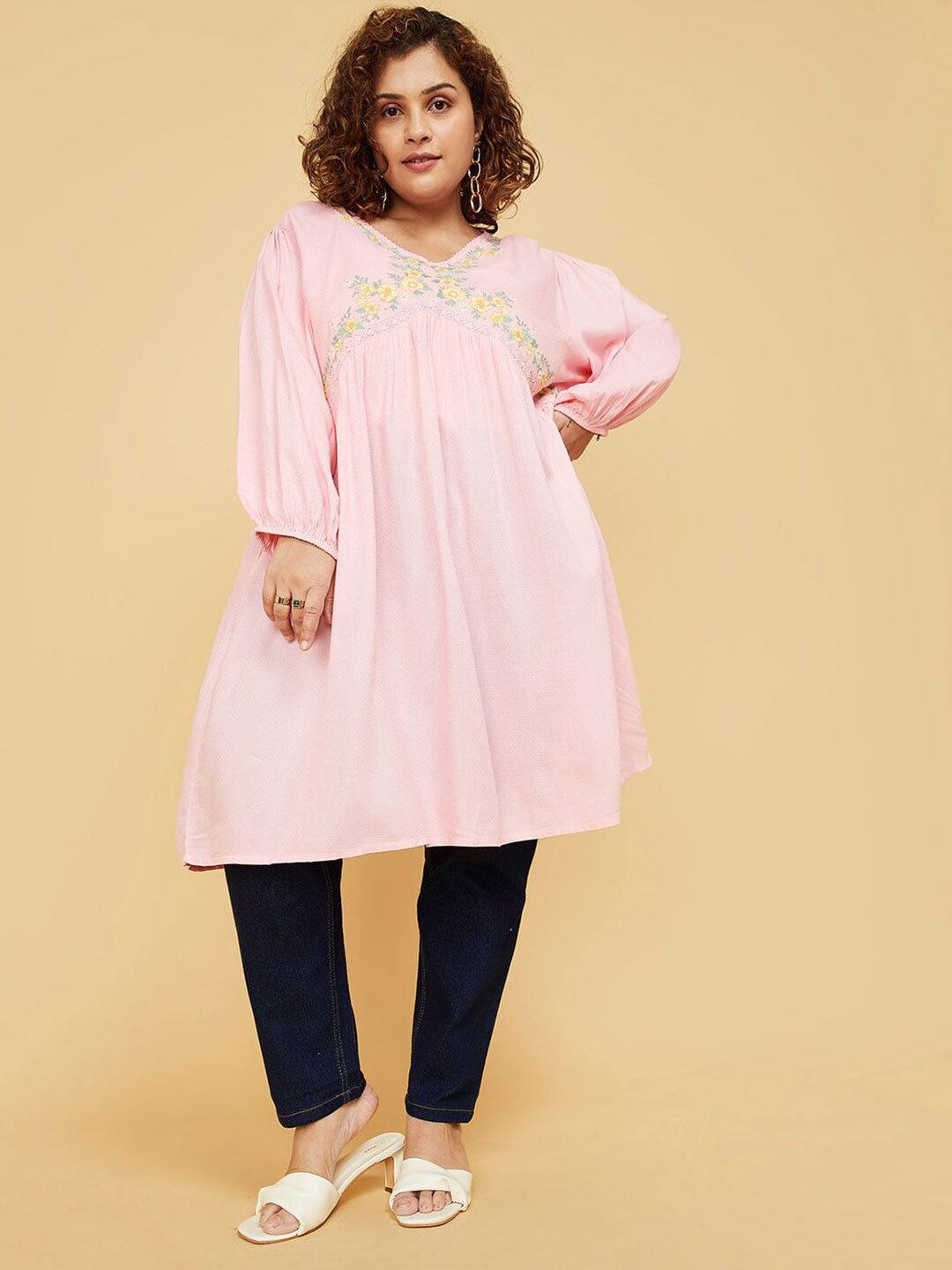 

max Women Plus Size Floral Embroidered A-Line Kurta, Pink