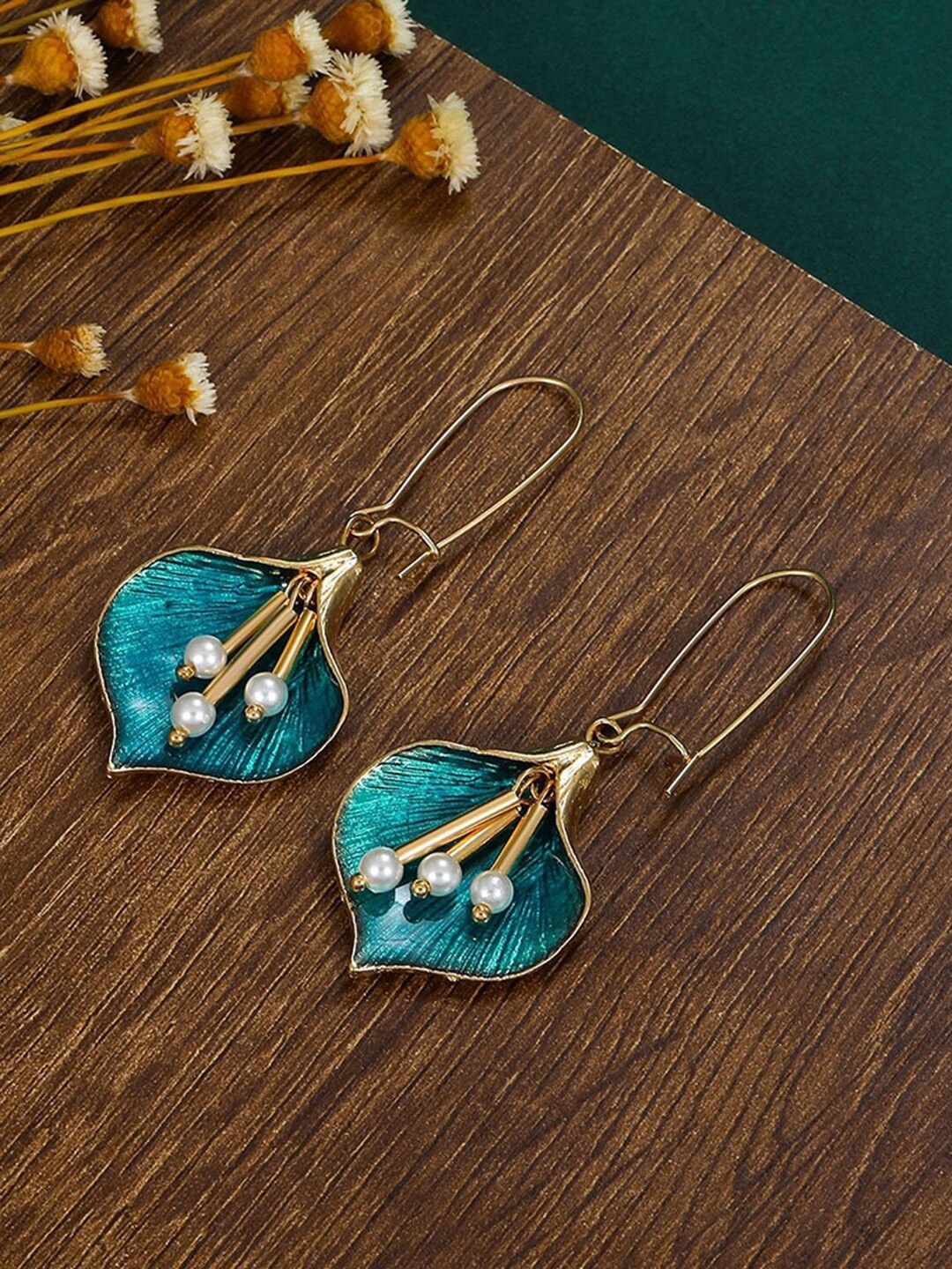 

Yellow Chimes Gold-Plated Beaded Leaf Shaped Drop Earrings